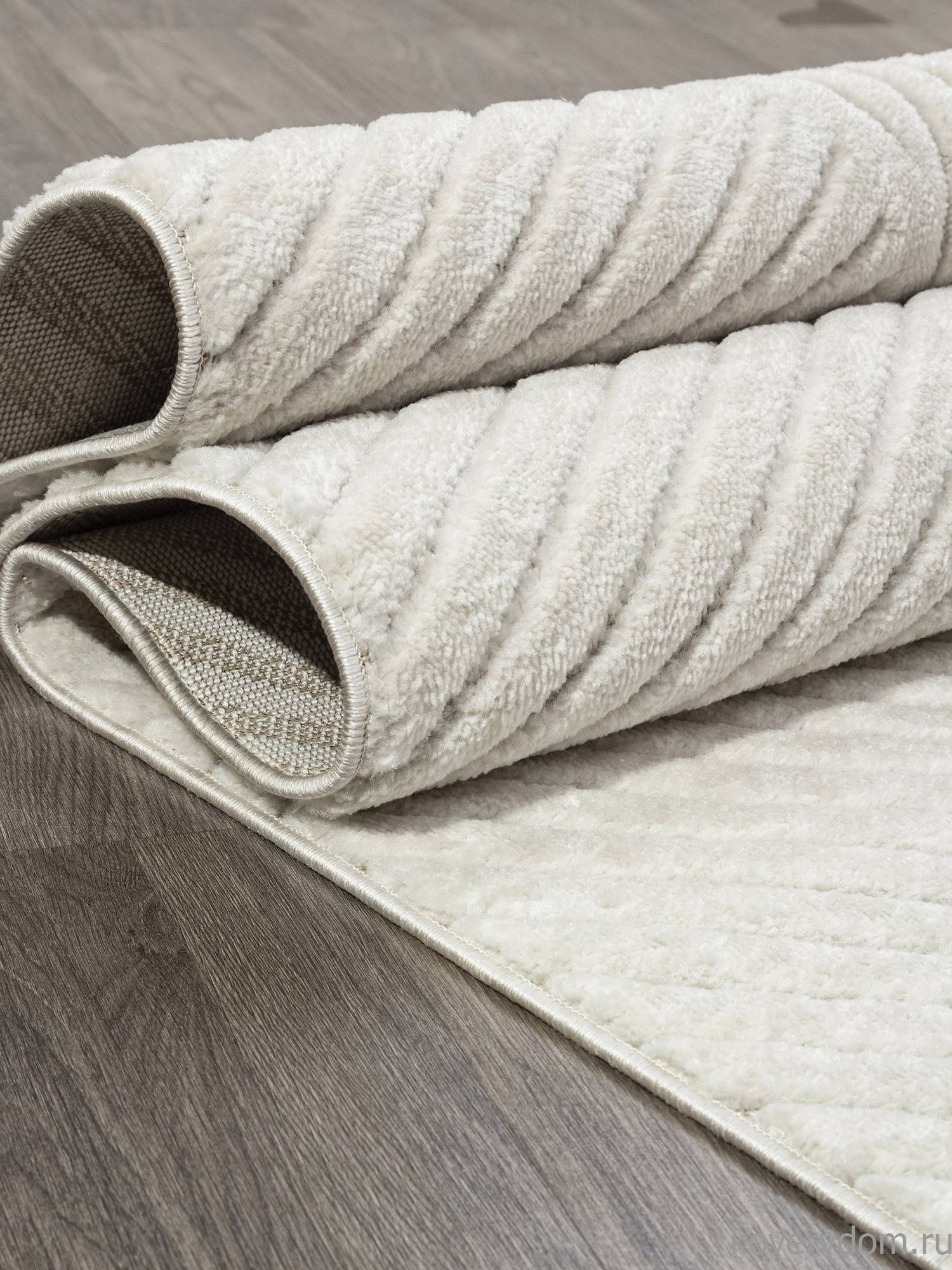 Ковер JUNO E139AW CREAM / CREAM Ковер JUNO E139AW CREAM / CREAM